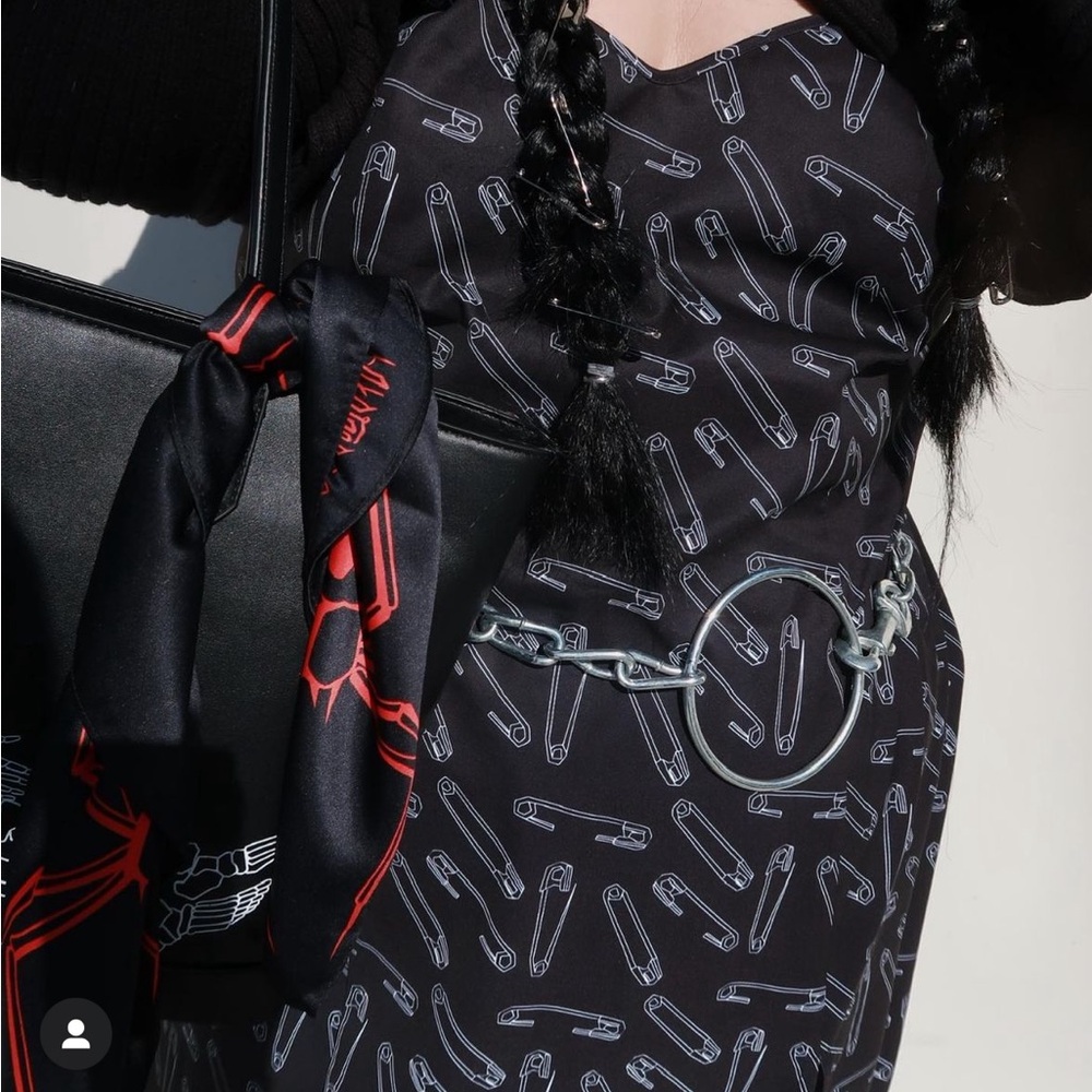 Foxblood-Pin Noir Dress